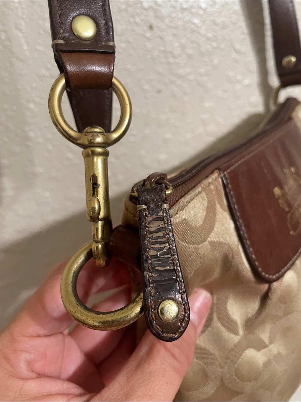 Coach Signature Canvas Crossbody in Khaki and Brown - Picture 4 of 12